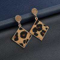 uploads/erp/collection/images/Fashion Jewelry/DaiLu/XU0274449/img_b/img_b_XU0274449_3_uHoA_CSFKkB4UKIZ4qEEZ5_xoC8glZXC